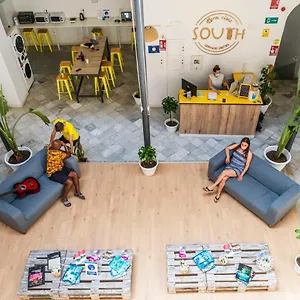  אכסניה South - Service Center